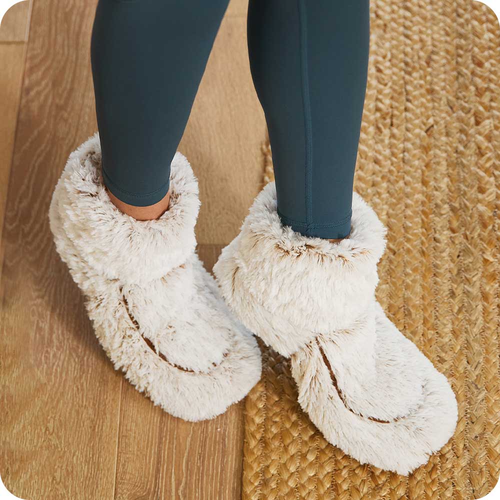 Marshmallow Brown Boots Warmies® - Fresh Notes